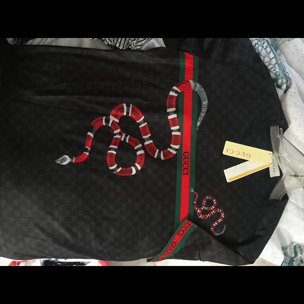 Gucci t shirt